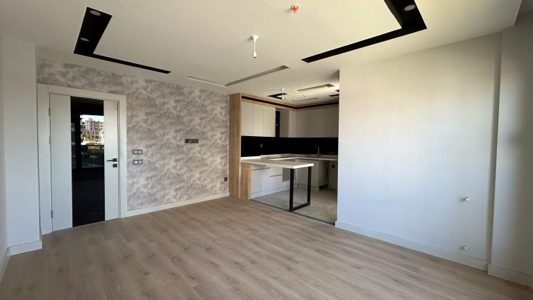 WhatsApp Image 2025-03-05 at 16.47.31