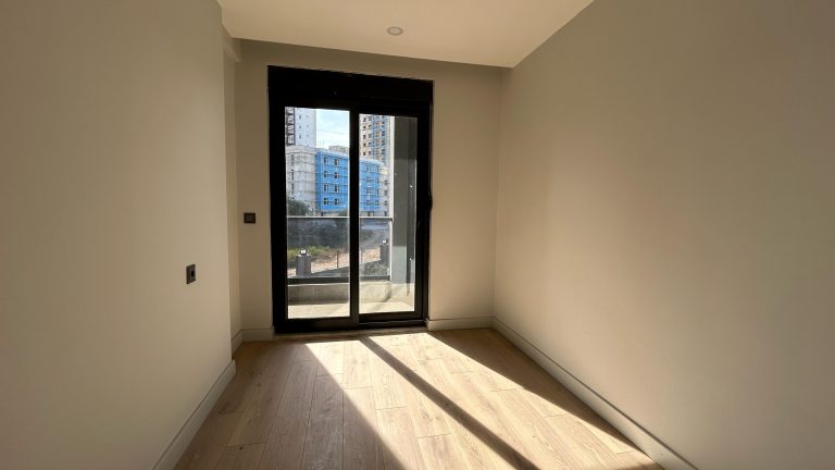 WhatsApp Image 2025-03-05 at 16.47.34 (1)